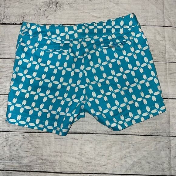 Skirtin’ Around Shorts Blue White Print Preppy sz 6 - Picture 3 of 5